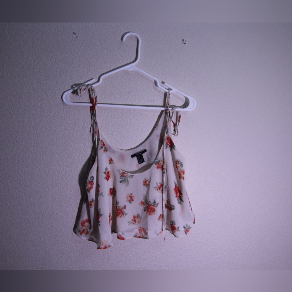 Forever 21 - spaghetti strap crop top. Size small